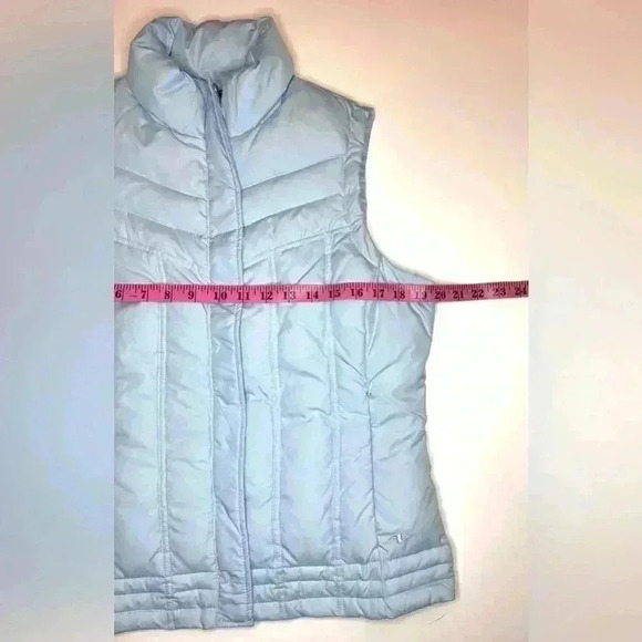 Athletic Works Women’s Puffer Vest Full Zip Vest Size-Medium - Picture 4 of 9